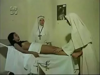 დიანა ქმარს ღალატობს 2 ბიჭთან_240p