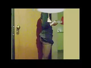 შიშველი მოზარდების ვირის წმენდა